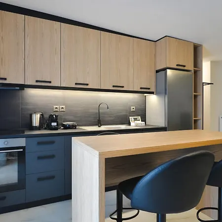 Anemos Luxury Apartamento *