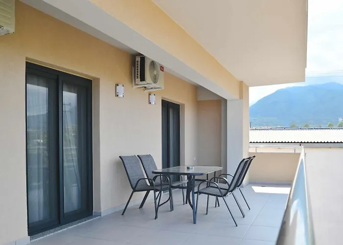 Anemos Luxury Apartament *