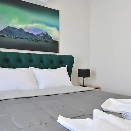 Anemos Luxury *