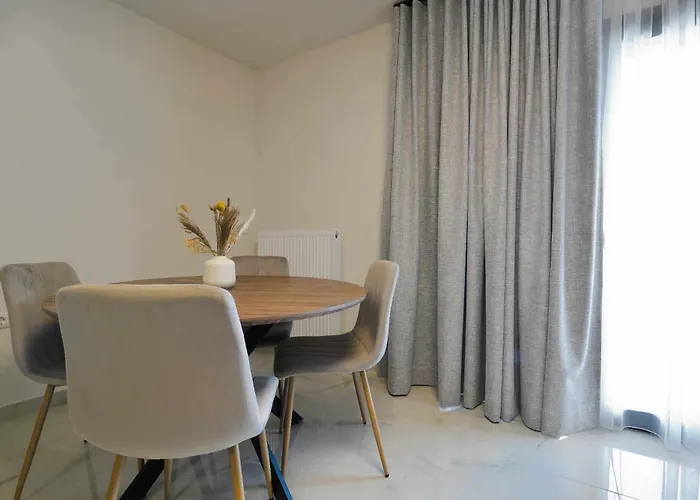 Anemos Luxury * Leptokaria