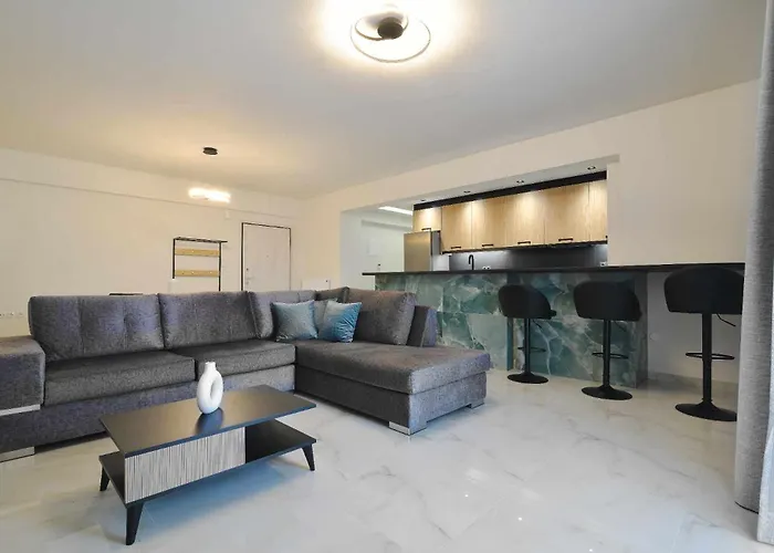 Anemos Luxury Leptokaria