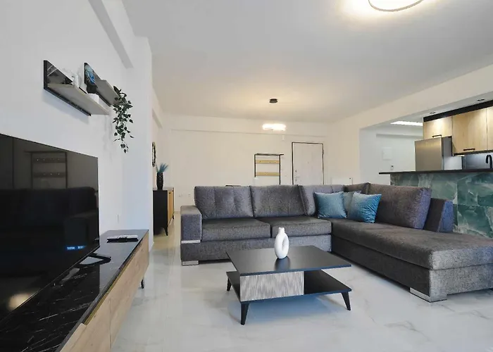 Anemos Luxury Apartament