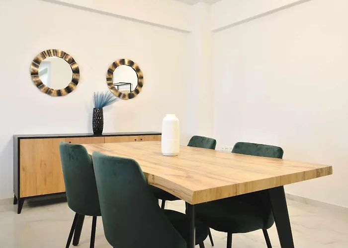 Anemos Luxury Apartament Leptokaria